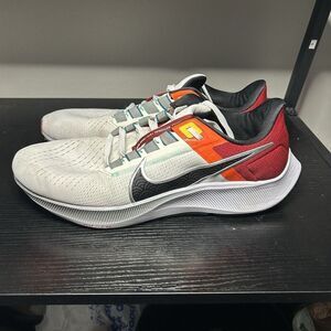 Nike Mens Air Zoom Pegasus 38 DQ4499-101 White Running Shoes Sneakers Size 13